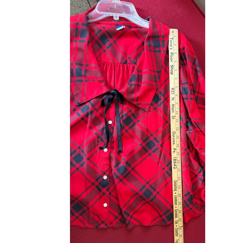 Old Navy Plaid Blouse Womens 2X Red Black Statement Collar Ribbon Tie Tartan - Picture 6 of 8